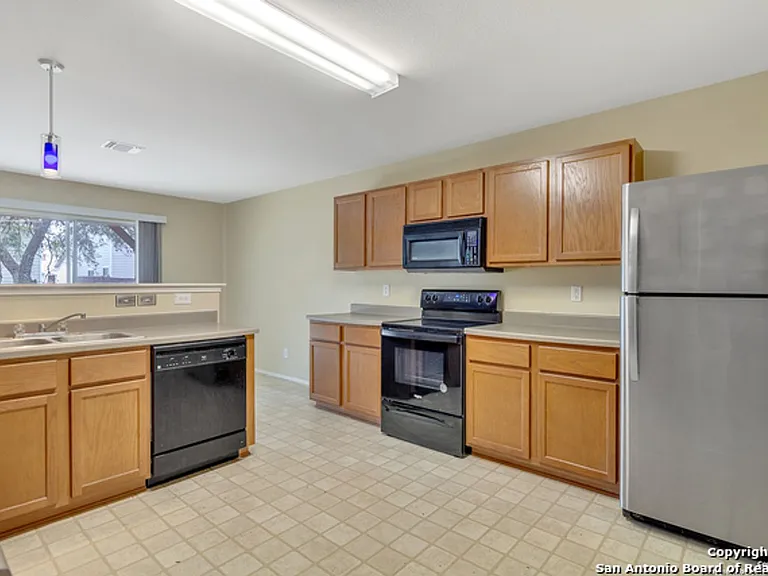 6226 Cypress Rose — Photo 13