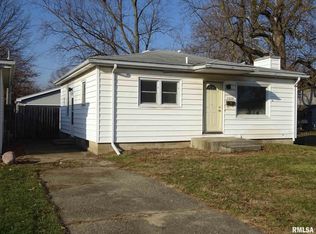 2829 S Walnut St, Springfield, IL 62704