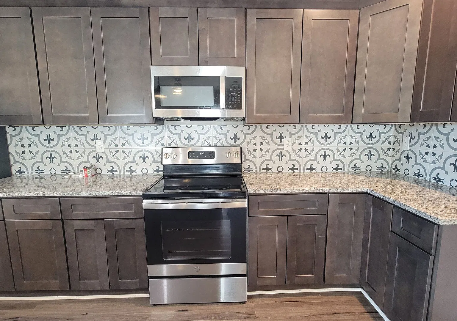 1438 S Preston St — Photo 4