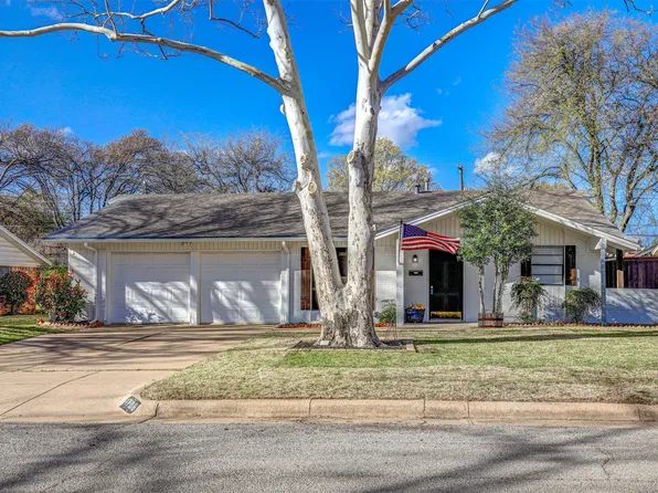 4708 Highgrove Dr, Fort Worth, TX 76132