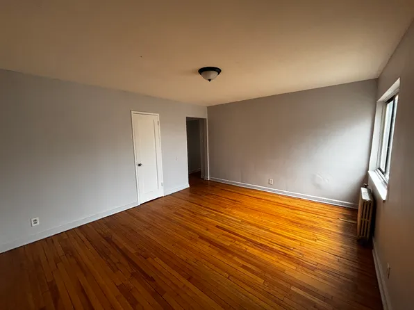 60 Crawford St, Newark, NJ