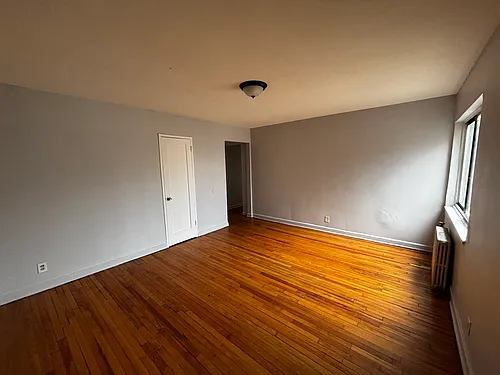 60 Crawford St #14 Photo 1