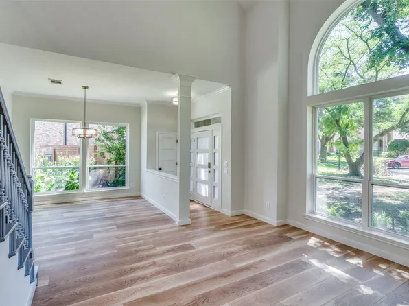 6032 Ainsdale Ct, Dallas, TX 75252