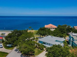 5562 Westshore Dr, New Pt Richey, FL 34652