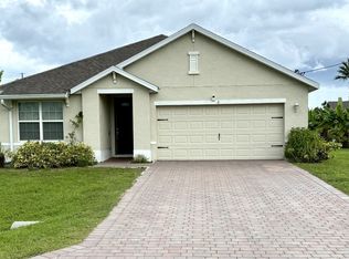 2247 SW 2nd Ln, Cape Coral, FL 33991