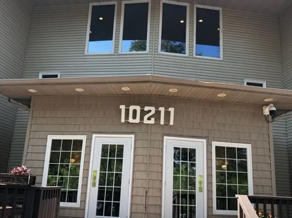 10211 Cedar Lake Rd APT 115, Minnetonka, MN 55305