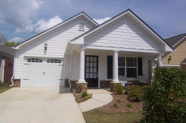1st image of 429 Thaxton Ln
