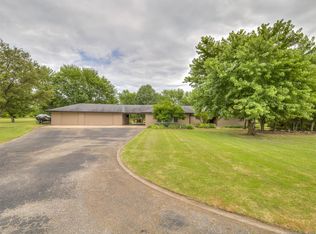 13800 N 3983rd Dr, Dewey, OK 74029
