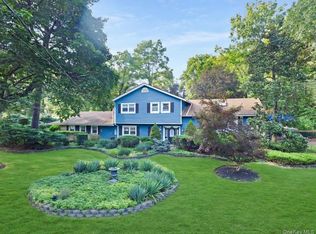 6 Kenbar Rd, West Nyack, NY 10994