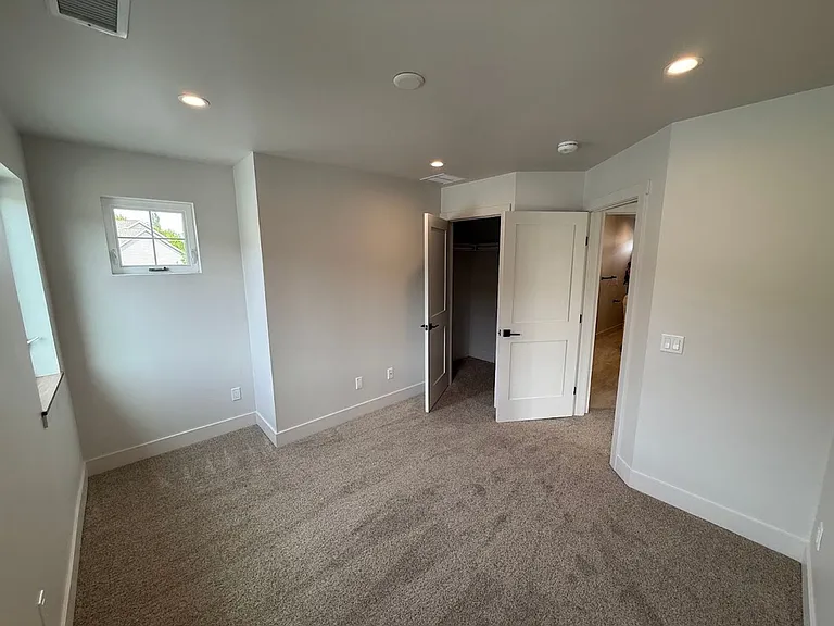 34 Mount Yale Ct — Photo 7