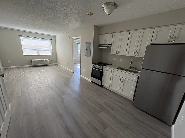 4700 Westgrove St #701 — Photo 14