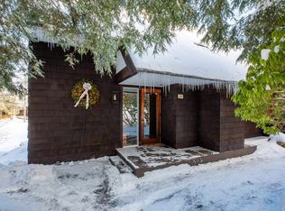 30 Nuthatch Rd #30, Bondville, VT 05340