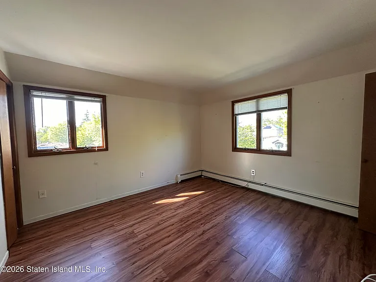 298 Pacific Ave — Photo 6