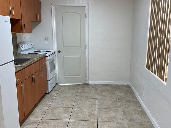 2nd image of 2530 NW 162nd St