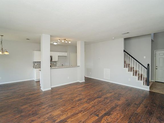 2nd image of 7451 River Pines Dr
