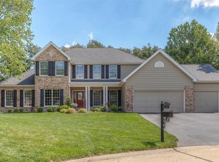 2206 Wood Dale Ridge Ct, Ballwin, MO 63011