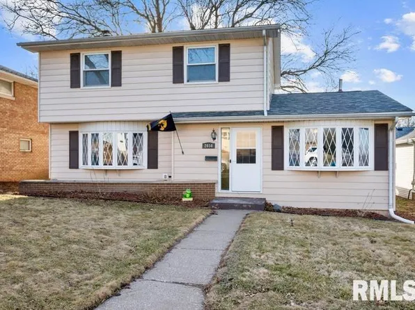 2654 Wilkes Ave, Davenport, IA 52804