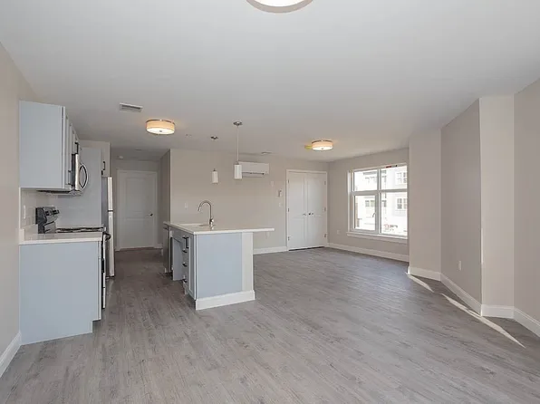 882 Massachusetts Ave, Arlington, MA