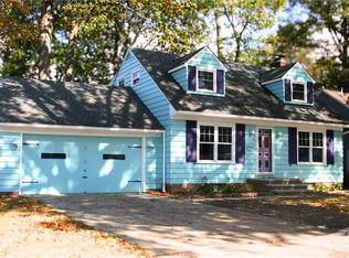 26600 Osborn Rd, Bay Village, OH 44140