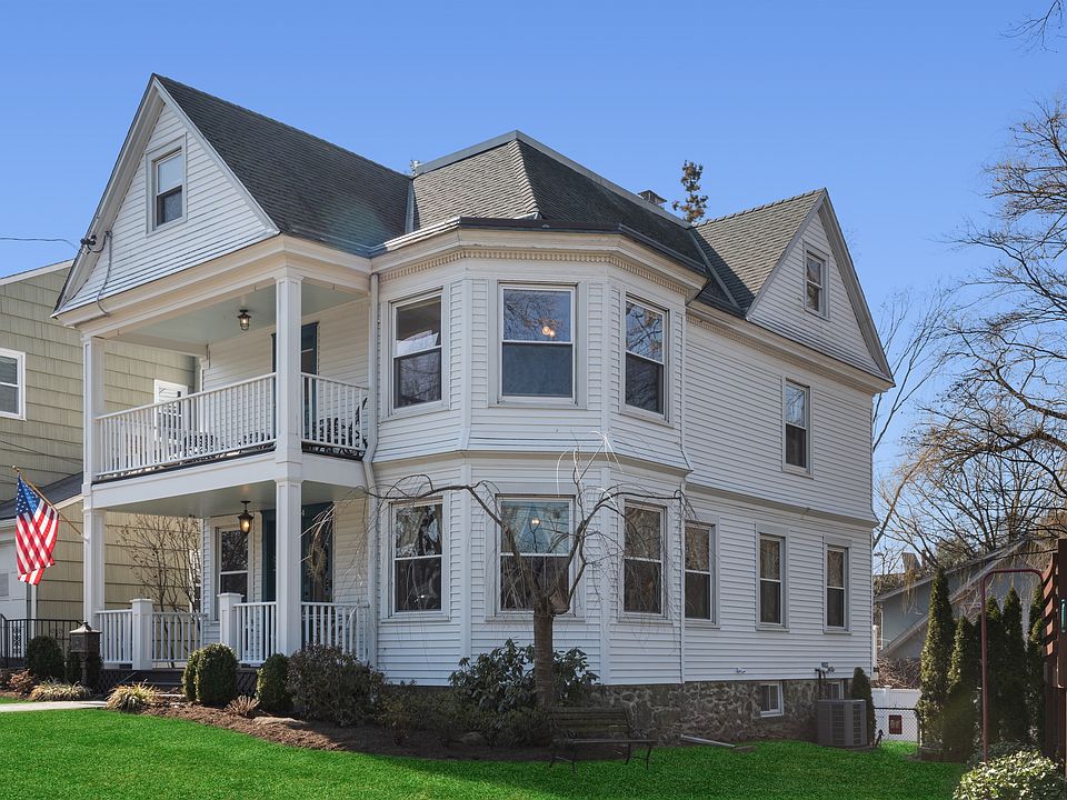 1st image of 1234 Knickerbocker Ave