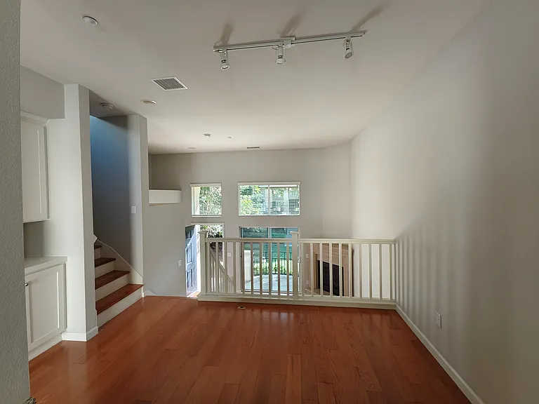 171 Bel Air Ct — Photo 15