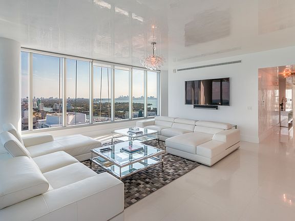 2nd image of 6899 Collins Ave Unit 2808