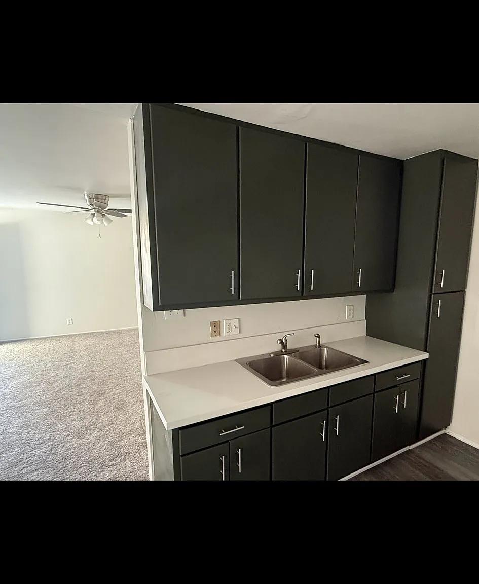 2 bed, $2,299 — Photo 1