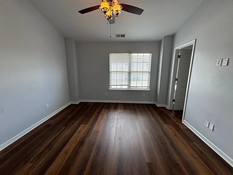 304 Rock Ridge Ln — Photo 14