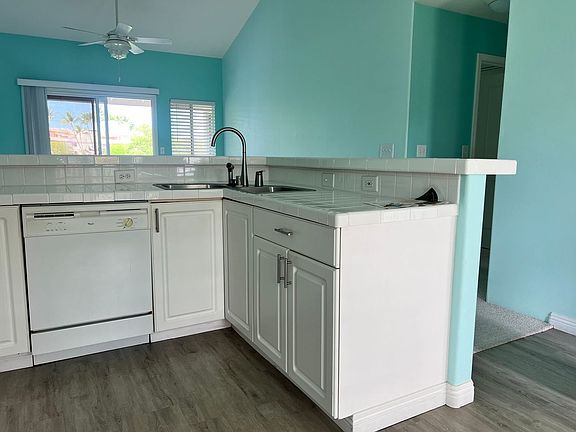 4th image of 75-6081 Alii Dr APT Gg204