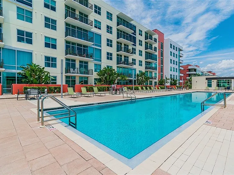 1120 E Kennedy Blvd #612 — Photo 36