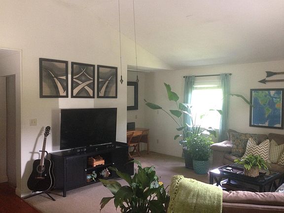 4th image of 1560 Roberts Hill Dr