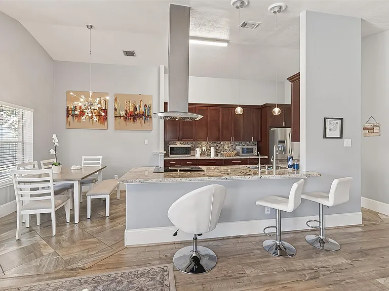 1214 Wesley Dr — Photo 17