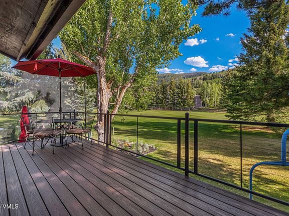 5th image of 250 Larkspur Ln #E