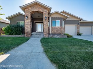 1601 15th Ave W, Dickinson, ND 58601