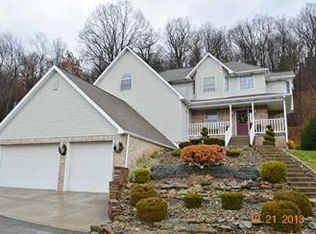 3002 Woodfield Dr, Aliquippa, PA 15001