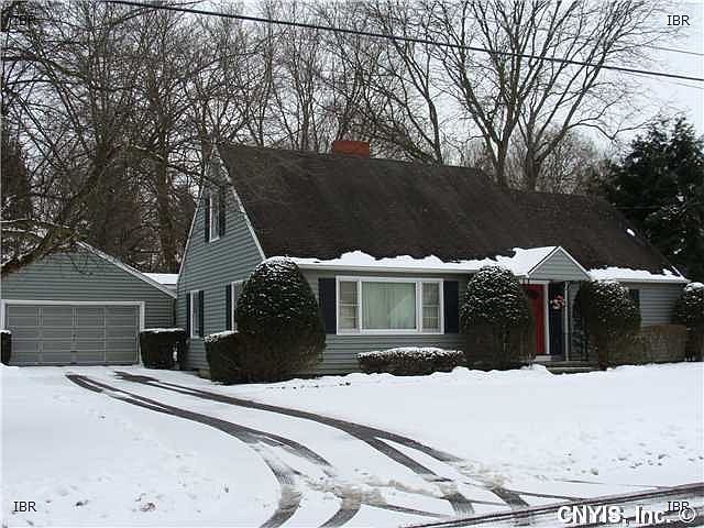 1st image of 19 Circle Dr