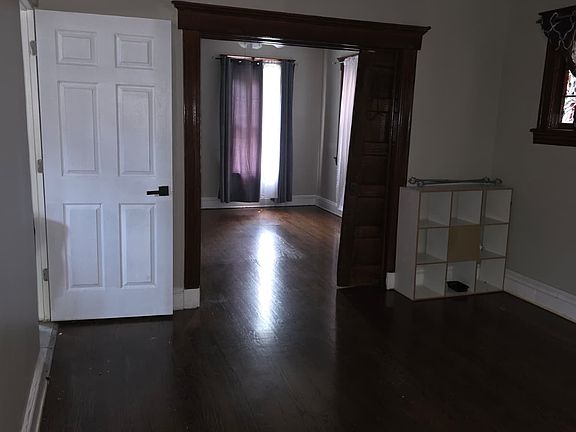 4th image of 135 Quincy St