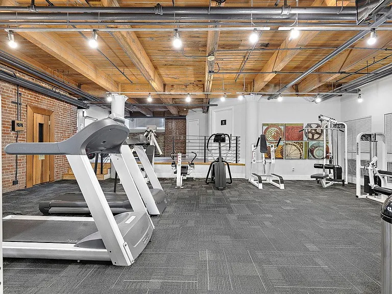 Full gym