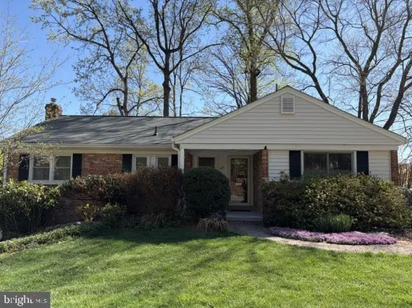 555 N Livingston St, Arlington, VA 22203