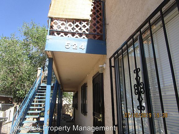 2nd image of 524 Vermont St NE APT B
