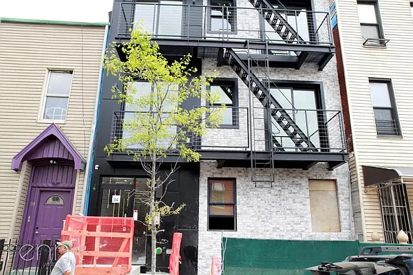 Rented by Rennit Inc. | media 46