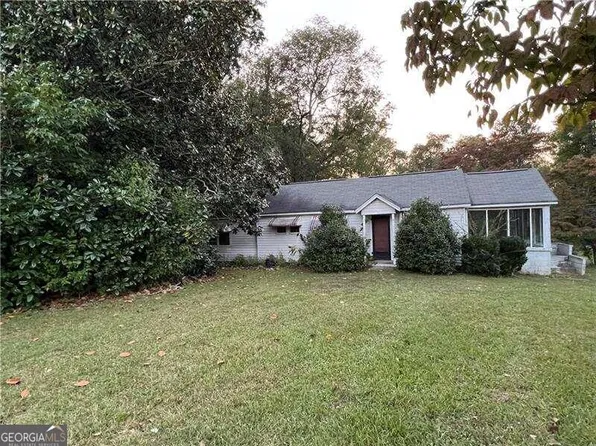 5714 Pinecrest Rd, Austell, GA 30168