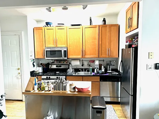 Rented by Corcoran | media 3