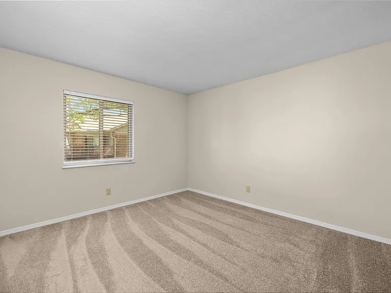 Deerfield Apartments | 2 Bedroom Traditional Style | Bedroom Deerfield Apartments | 2 Bedroom Traditional Style | Bedroom
