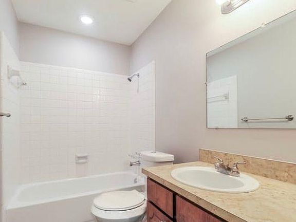 3rd image of 60481 Nanci Dr