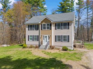 28 Dougherty Ln, New Boston, NH 03070
