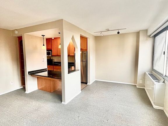 4th image of 5500 Friendship Blvd APT 1821N
