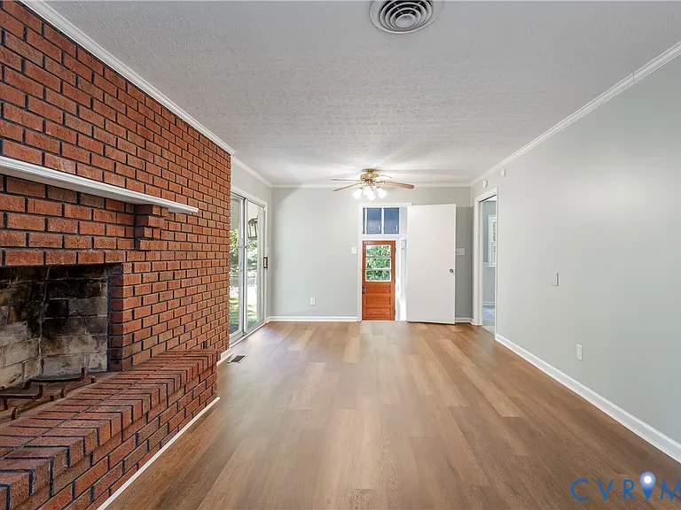 552 S 22nd Ave — Photo 20