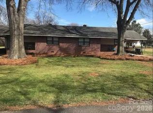 4 Faye St, Belmont, NC 28012