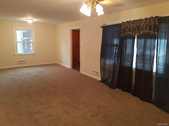 4th image of 1414 Walnut Ave